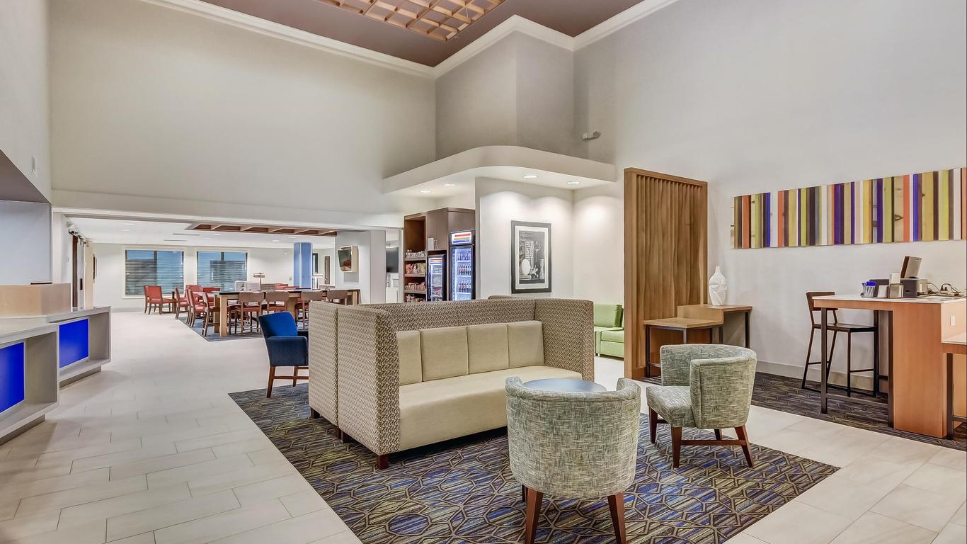 Holiday Inn Express Hotel & Suites Greenville Airport, An IHG Hotel